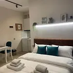 招待所 Nestly 4*